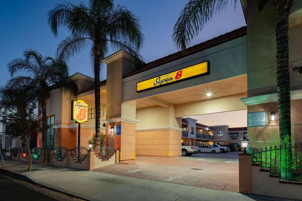 Мотель Super 8 By Wyndham North Hollywood Лос-Анджелес Екстер'єр фото