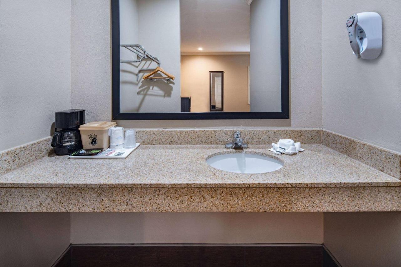 Мотель Super 8 By Wyndham North Hollywood Лос-Анджелес Екстер'єр фото